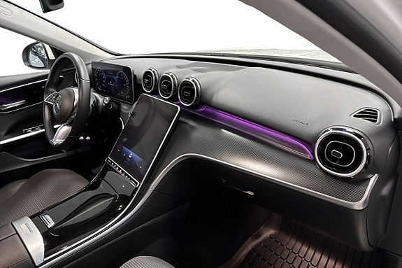 Mercedes-Benz C300 8 of 16
