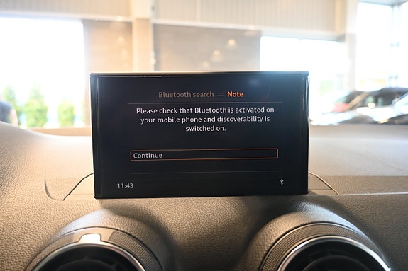 Audi Q2 14 of 19