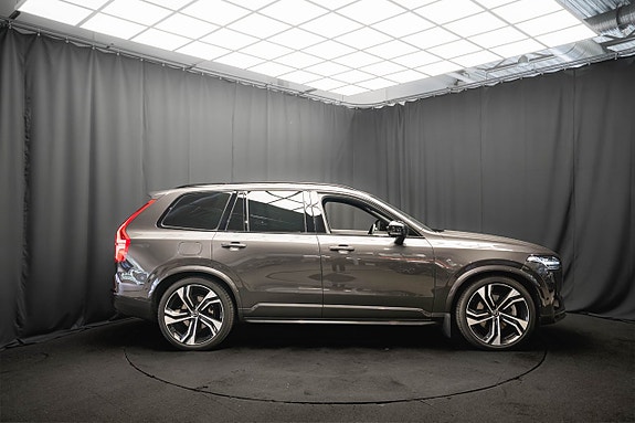 Volvo XC90 6 of 27
