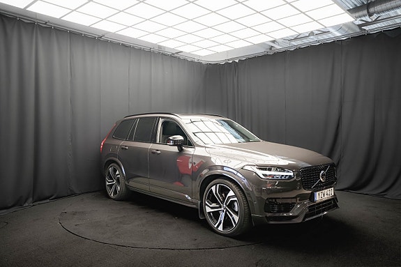 Volvo XC90 5 of 27