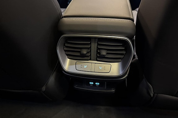 BYD Sealion 7 16 of 24