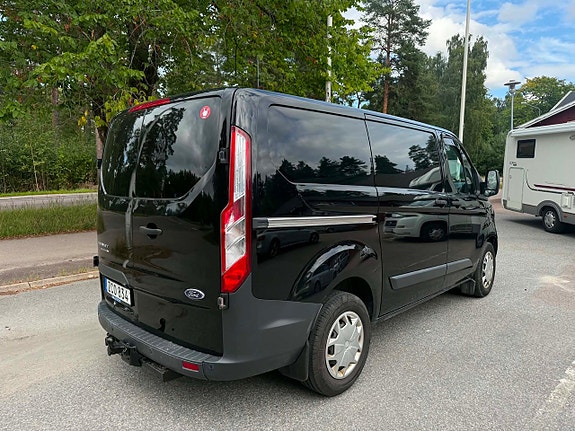 Ford Transit Custom 4 of 13