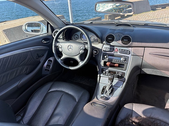 Mercedes-Benz CLK320 2 of 13