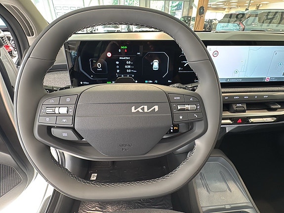 Kia EV3 12 of 17