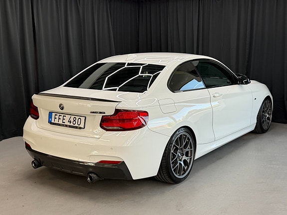 BMW M235i 4 of 14