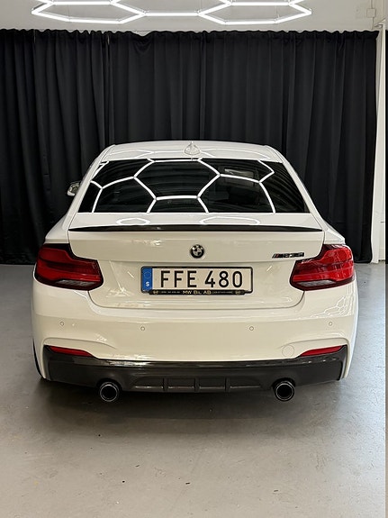 BMW M235i 10 of 14