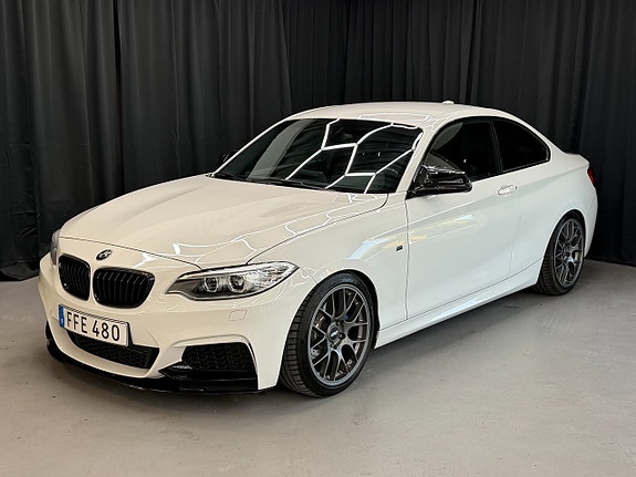 BMW M235i 13 of 14