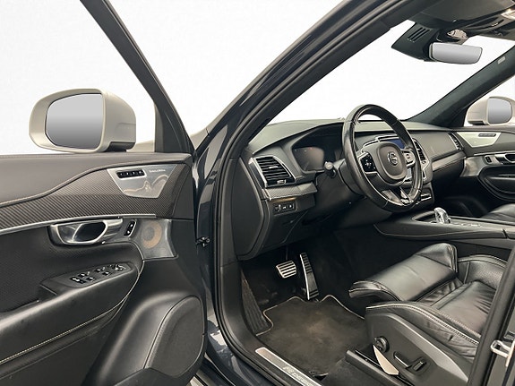 Volvo XC90 12 of 30