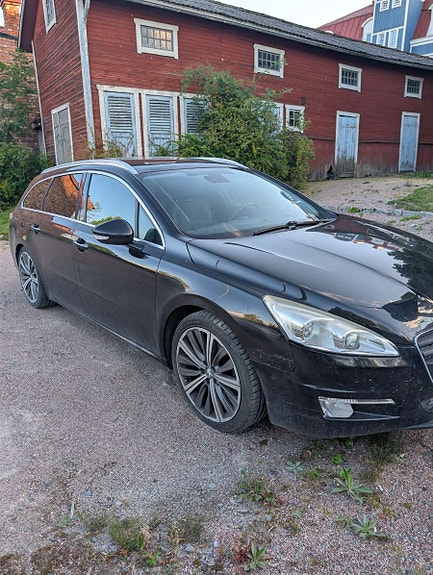 Peugeot 508 2 of 9