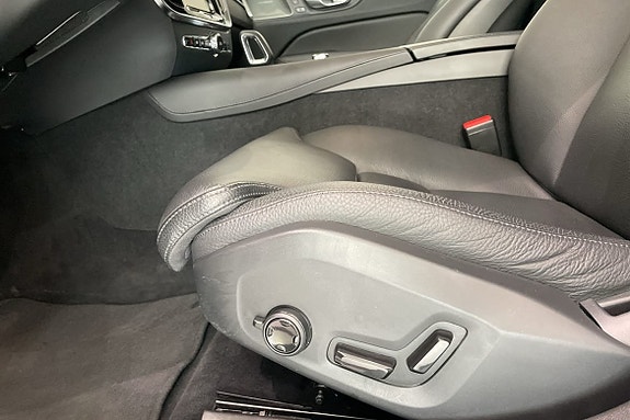 Volvo V60 17 of 24