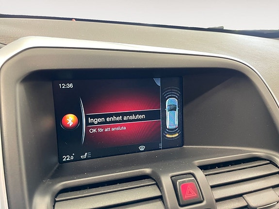 Volvo XC60 14 of 21