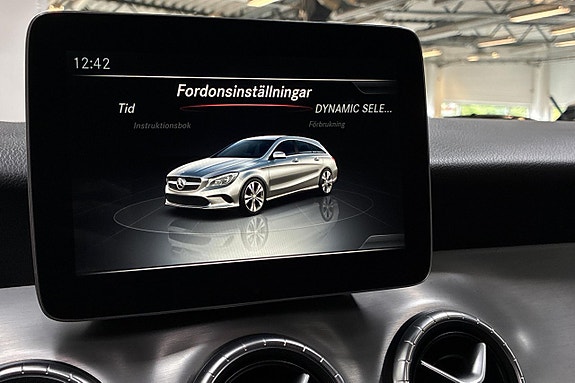 Mercedes-Benz CLA200 22 of 29