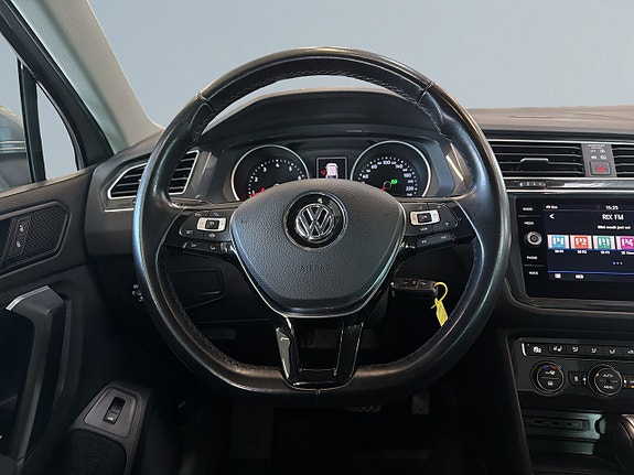 Volkswagen Tiguan 9 of 21