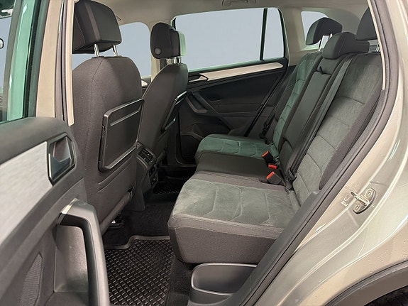 Volkswagen Tiguan 13 of 21