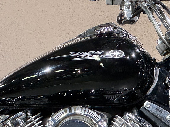 Yamaha XVS1100 DRAGSTAR 2 of 7