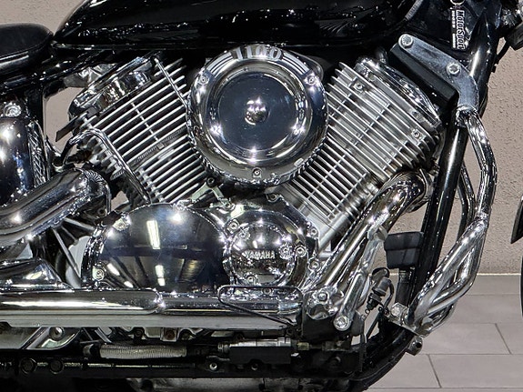 Yamaha XVS1100 DRAGSTAR 3 of 7