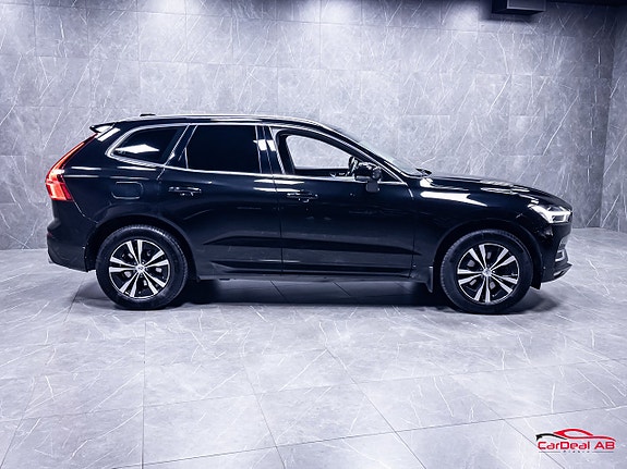 Volvo XC60 8 of 30