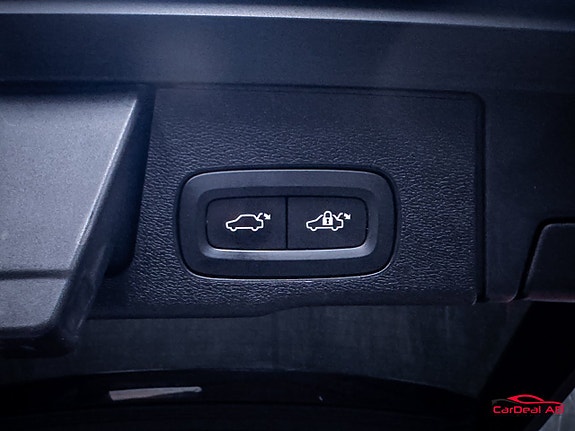 Volvo XC60 19 of 30