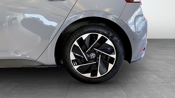 Volkswagen ID.3 6 of 14