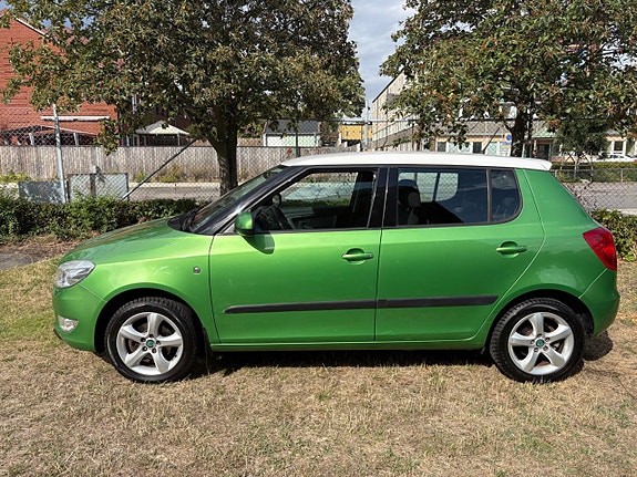 Skoda Fabia 2 of 18