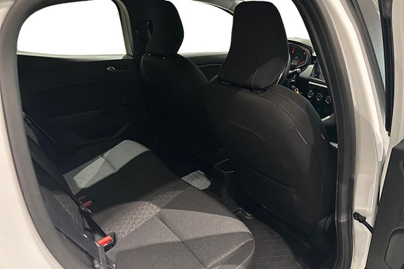 Renault Clio 9 of 20