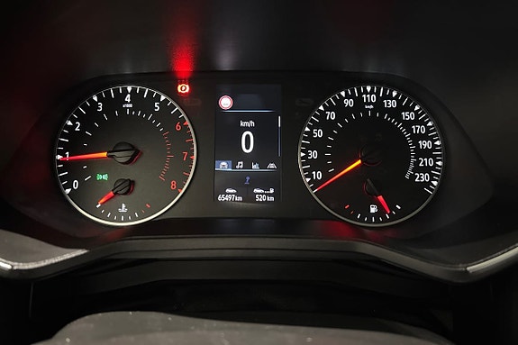 Renault Clio 16 of 20
