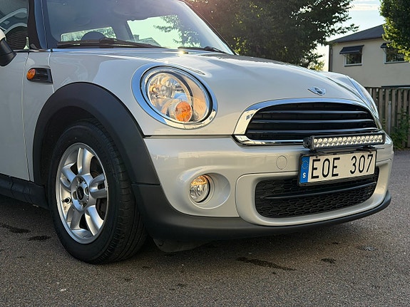 MINI Clubman One 7 of 24
