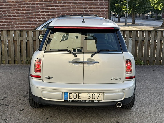 MINI Clubman One 8 of 24
