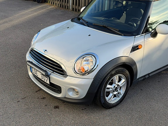 MINI Clubman One 5 of 24