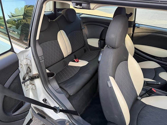 MINI Clubman One 23 of 24