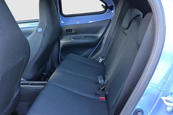 Toyota Aygo X 10 of 11