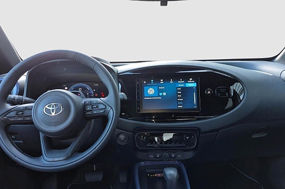 Toyota Aygo X 8 of 11