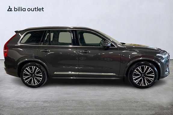 Volvo XC90 6 of 30