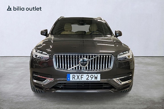 Volvo XC90 8 of 30
