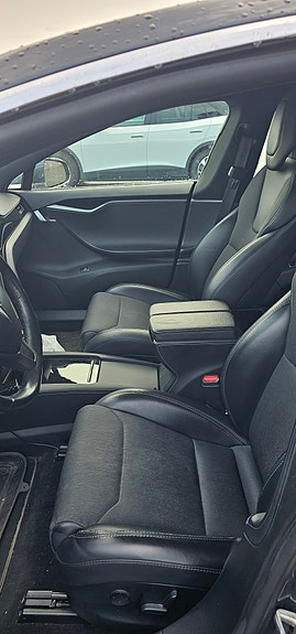 Tesla Model S 5 of 11