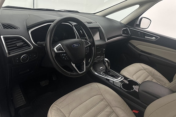 Ford Galaxy 21 of 30