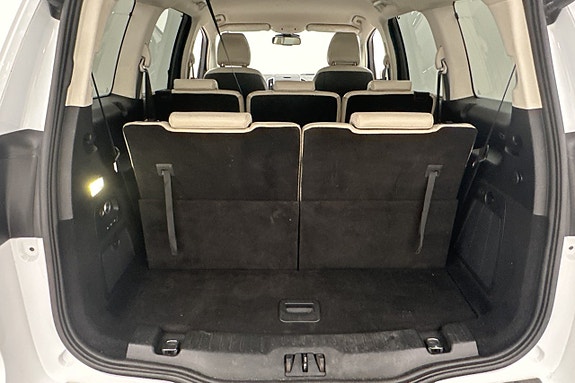 Ford Galaxy 16 of 30