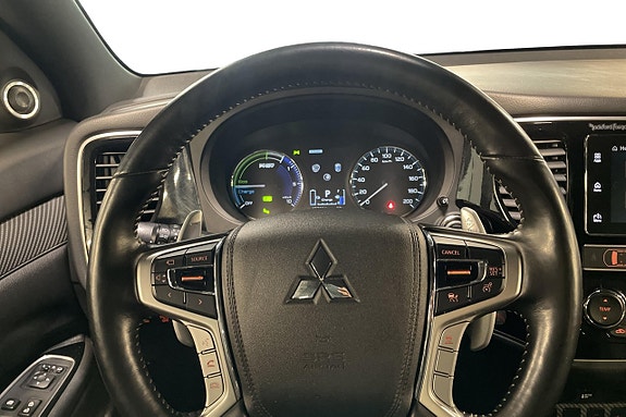 Mitsubishi Outlander 12 of 30