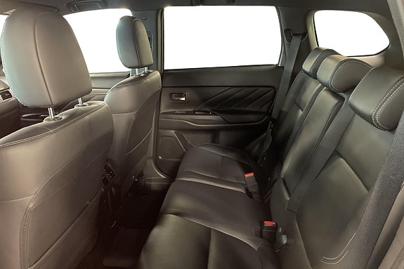 Mitsubishi Outlander 16 of 30
