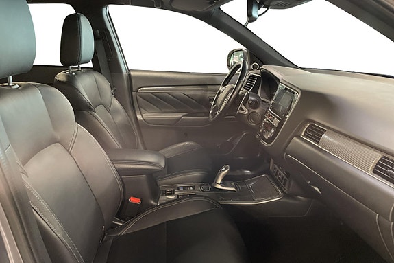 Mitsubishi Outlander 14 of 30