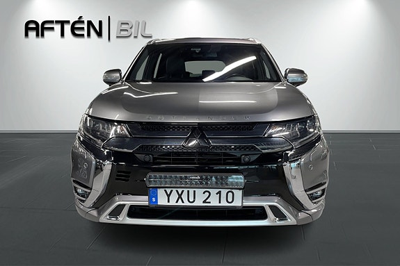Mitsubishi Outlander 3 of 30