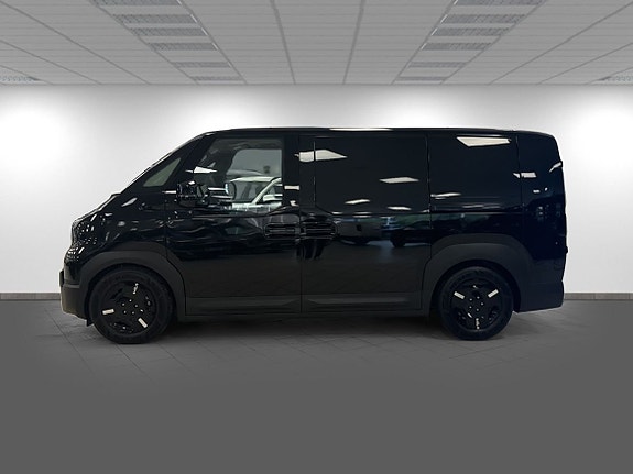 Kia PV5 4 of 15