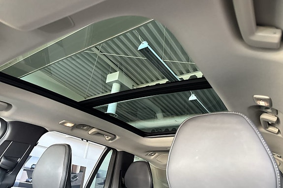 Volvo XC90 21 of 27