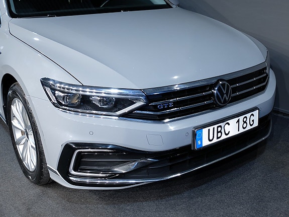 Volkswagen Passat 6 of 11