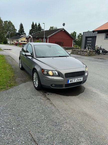 Volvo S40 5 of 15
