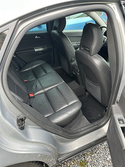 Volvo S40 10 of 15