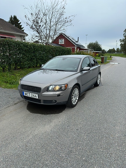 Volvo S40 4 of 15