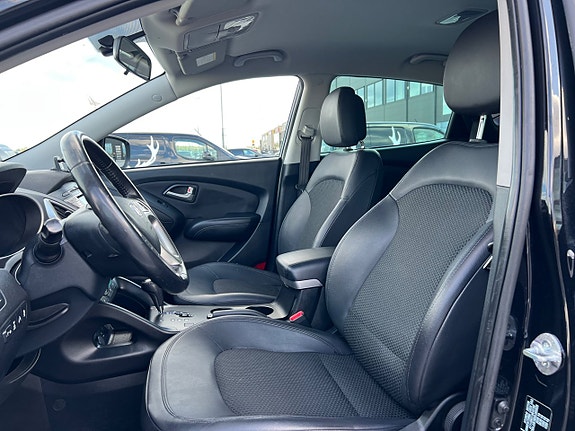 Hyundai ix35 8 of 16