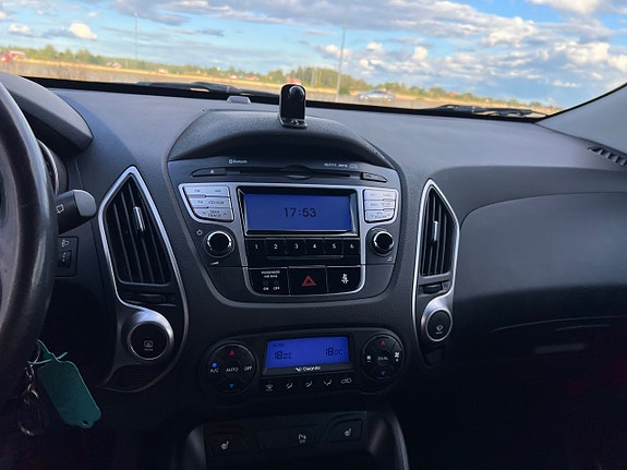 Hyundai ix35 11 of 16