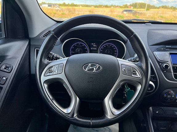 Hyundai ix35 10 of 16
